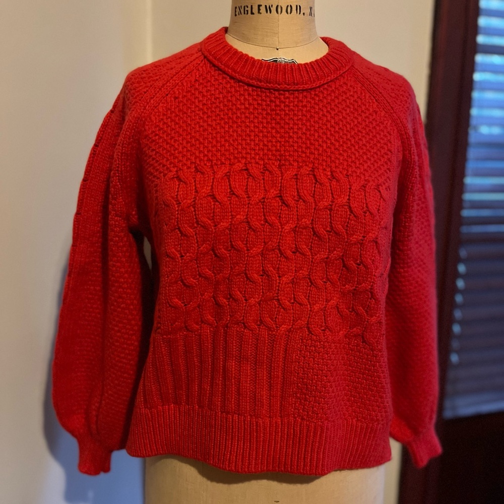 Madewell - cropped / balloon sleeve gently worn sweater